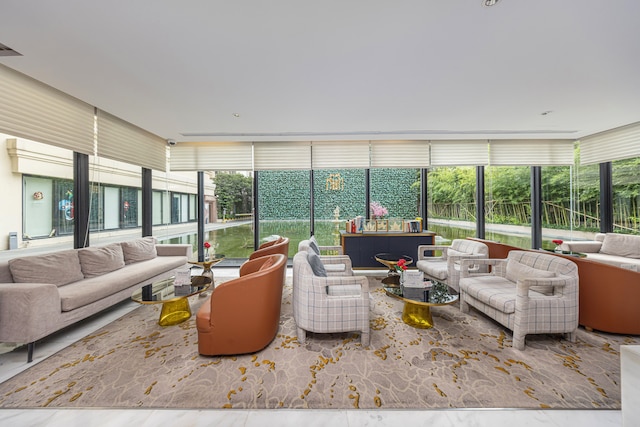 ジンジャン メトロポロ ホテル クラシック 上海 ジンガン (錦江都城上海達華經典酒店)