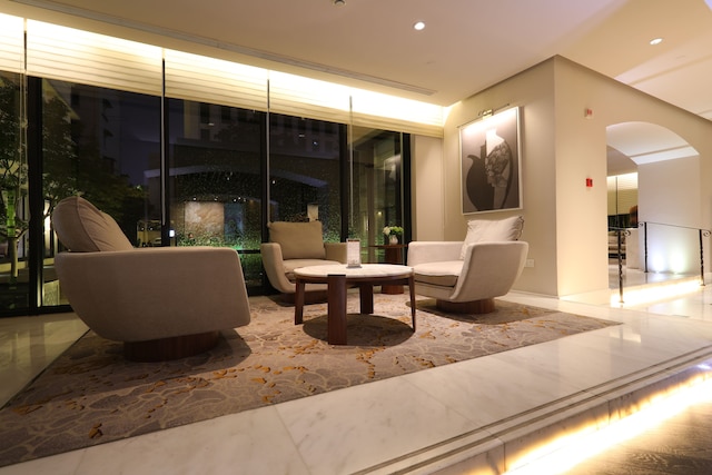 ジンジャン メトロポロ ホテル クラシック 上海 ジンガン (錦江都城上海達華經典酒店)