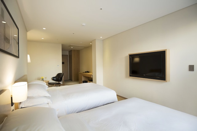 ベストウェスタン ヘウンデ ホテル