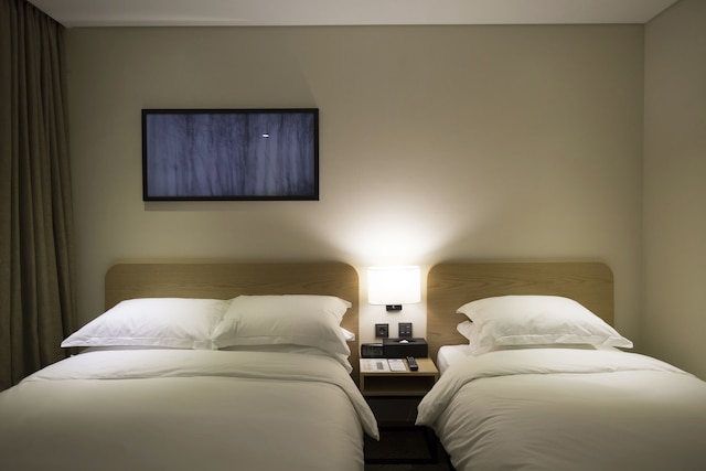 ベストウェスタン ヘウンデ ホテル