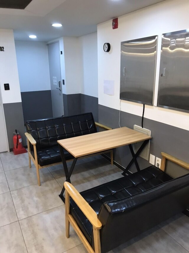 K グランド ホステル 江南 1