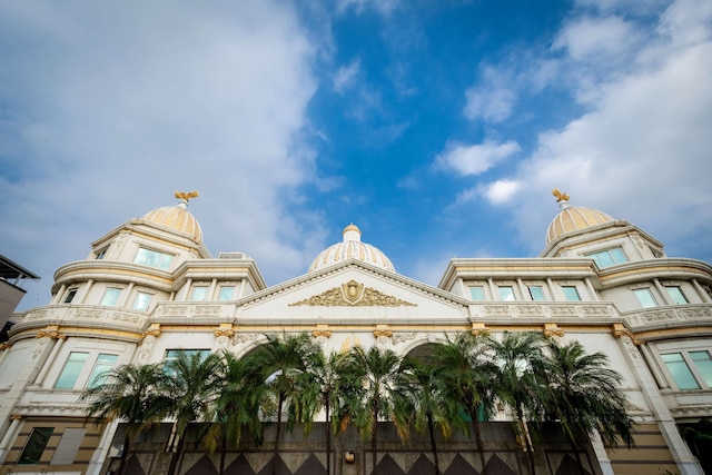 キング & プリンセス モーテル - ジェン カン (国妃鹰堡健康馆)