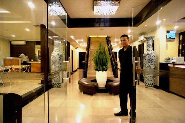 スカイ ビュー ホテル