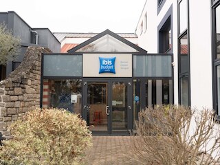 イビス バジェット レンヌ セッソン