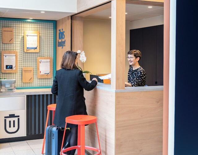 イビス バジェット レンヌ セッソン