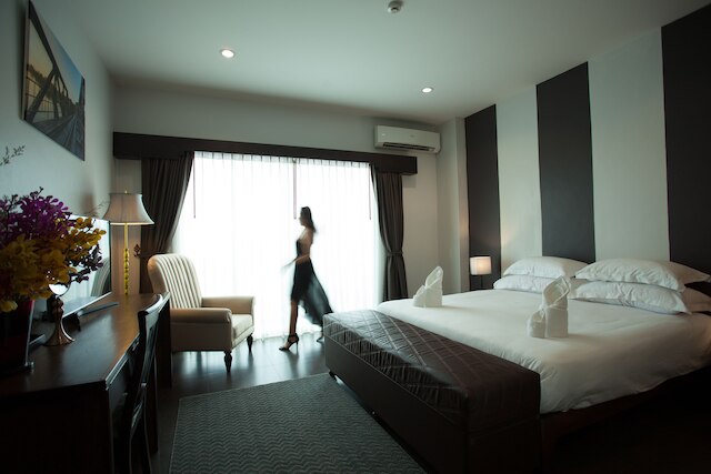 ザ ブリッジ レジデンス ホテル