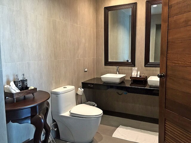 ザ ブリッジ レジデンス ホテル