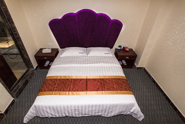 アイチンハイ ホテル (爱琴海酒店)