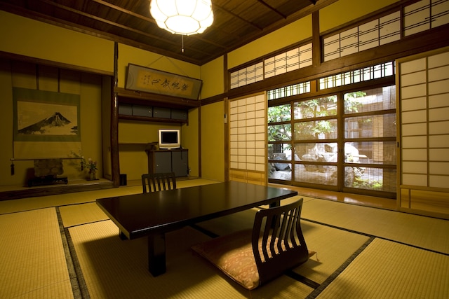 名泉鍵湯 奥津荘