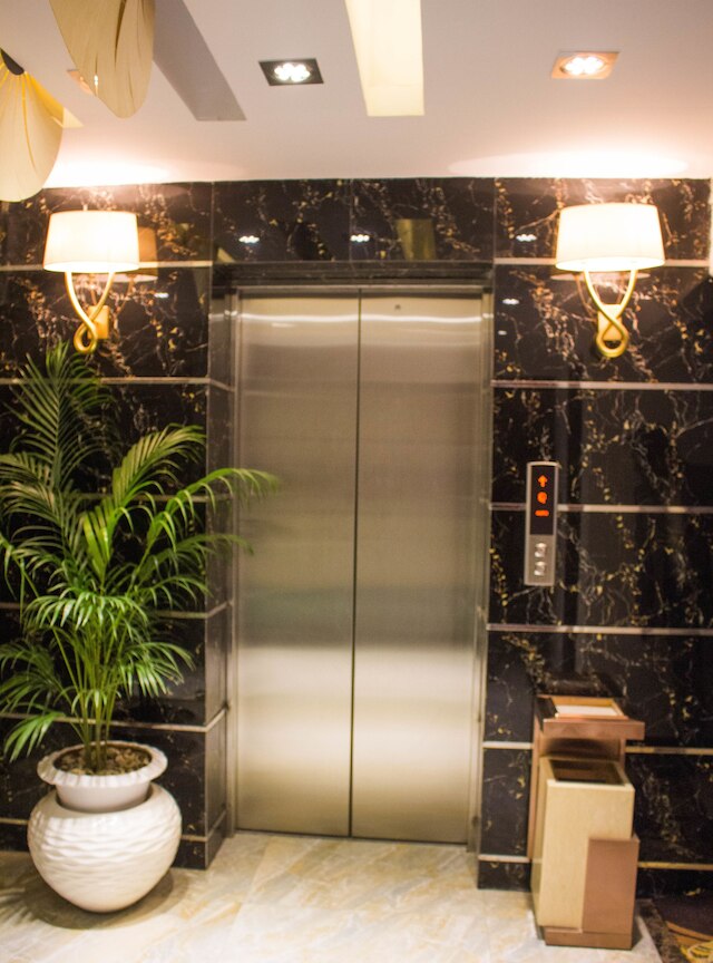 ホテル ベンガル カナリー パーク