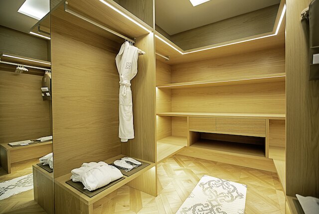 モニュメント ホテル