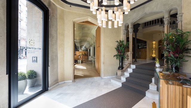 モニュメント ホテル