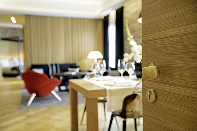 モニュメント ホテル