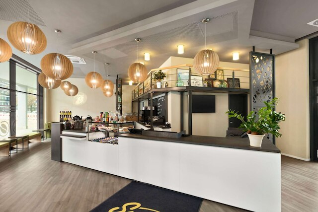 スーパー 8 バイ ウィンダム ミュンヘン シティ ウェスト