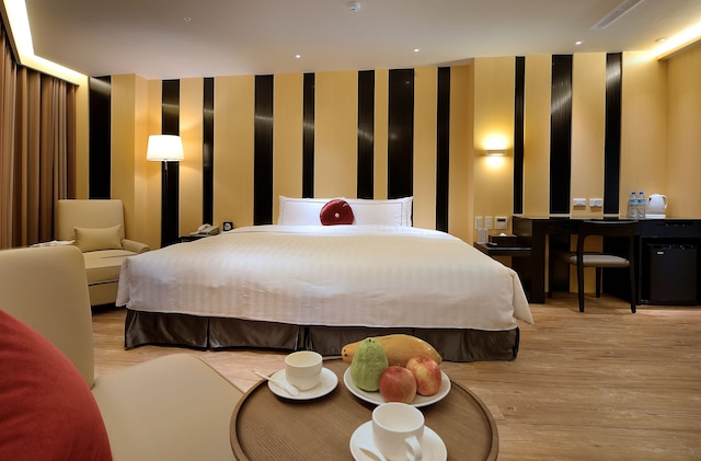 シャイニー オーシャン ホテル (星空海藍大飯店)