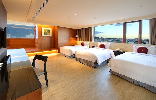 シャイニー オーシャン ホテル (星空海藍大飯店)