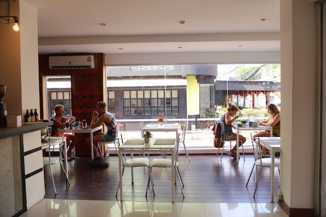 ラオ シルク ホテル