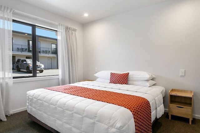 アカシア レイク ビュー モーテル