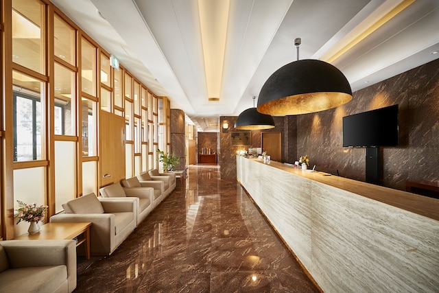 アーバン ホテル