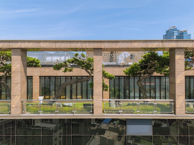 アーバン ホテル