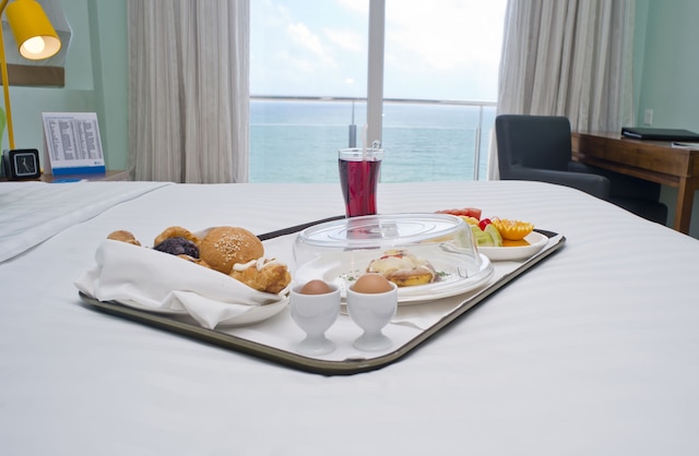 オーシャン エッジ スイーツ & ホテル コロンボ