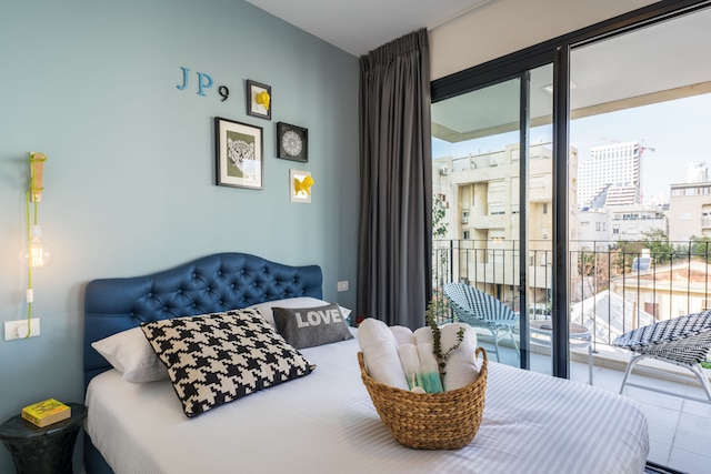 ミスター プロムナード - バイ テLV2 ゴー