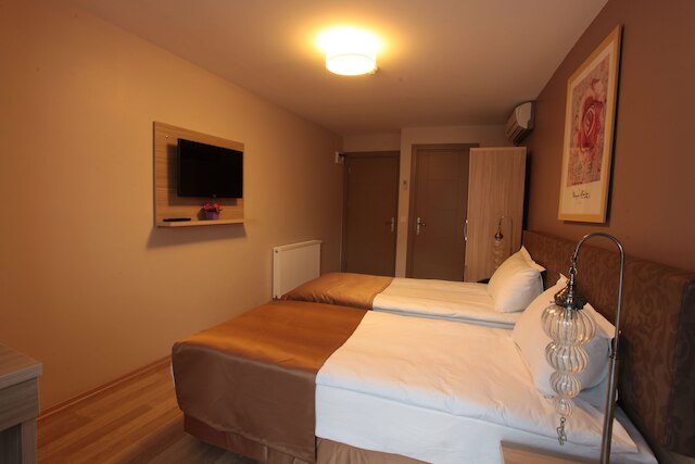 ホテル オットマン ラグジュアリー