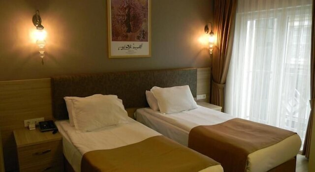 ホテル オットマン ラグジュアリー