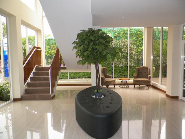 ルナラ ホーム リビング by ダフナ マネジメント