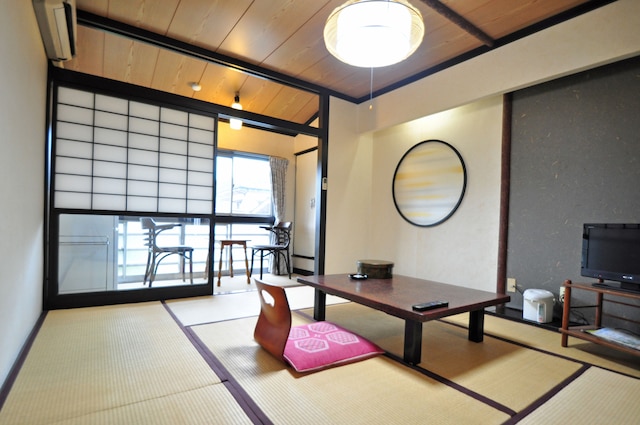 かぢや別館 らまっころ山猫宿