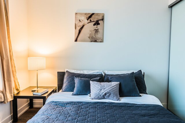 グラッドストン スイーツ - トロント セントラル