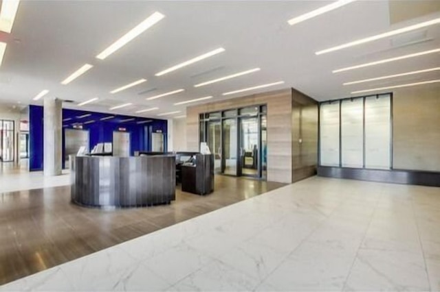 ライフ スイーツ ソーホー 2 ベッド - 2 バス CN タワー ビュー