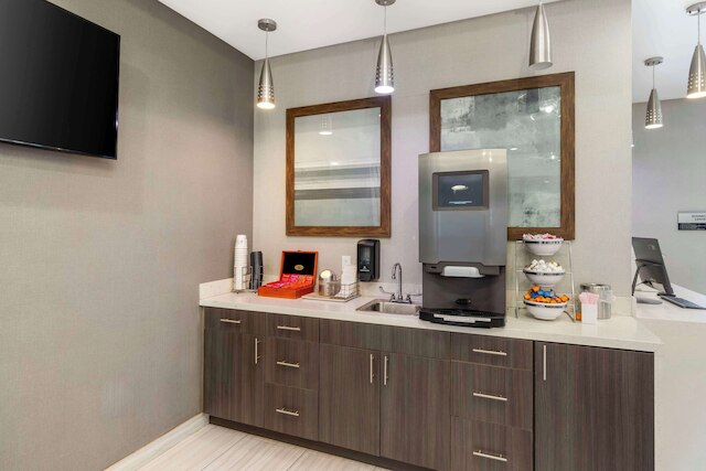 ベストウェスタン プラス ガーデナ イン & スイーツ