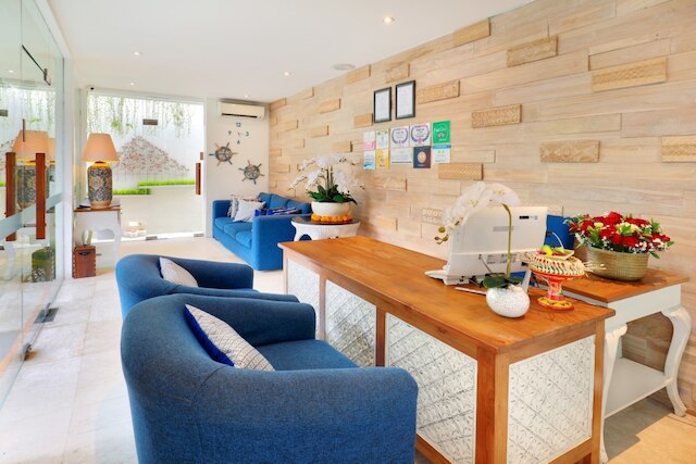 アレバ  ヴィラ  スミニャック バイ イニI ヴィー ホスピタリティ