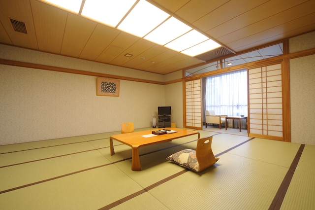 由布院 ことぶき 花の庄