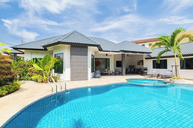 パタヤ ヒル ニア ザ シティ アンド ビーチ