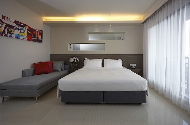 プラソ アット ラチャダ 12 ホテル