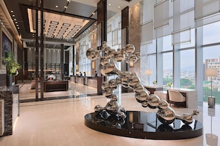 コートヤード台北 (台北六福万怡酒店)