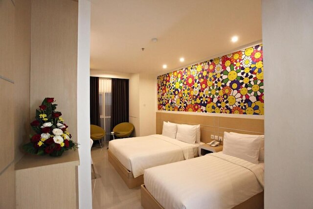 ナイト & デイ スラバヤ - グヌンサリ