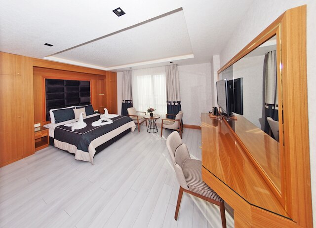 グランド エミール ホテル