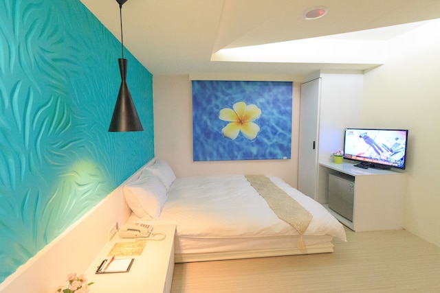 トラベル ヤング