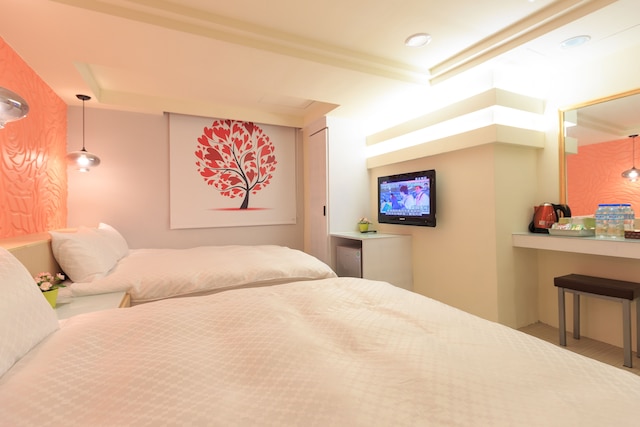 トラベル ヤング