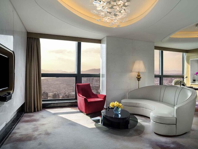 ソフィテル昆明 (昆明索菲特大酒店)