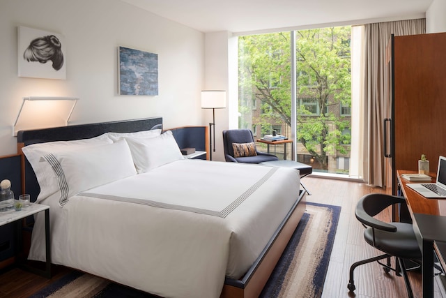 トンプソン シアトル, ハイアット