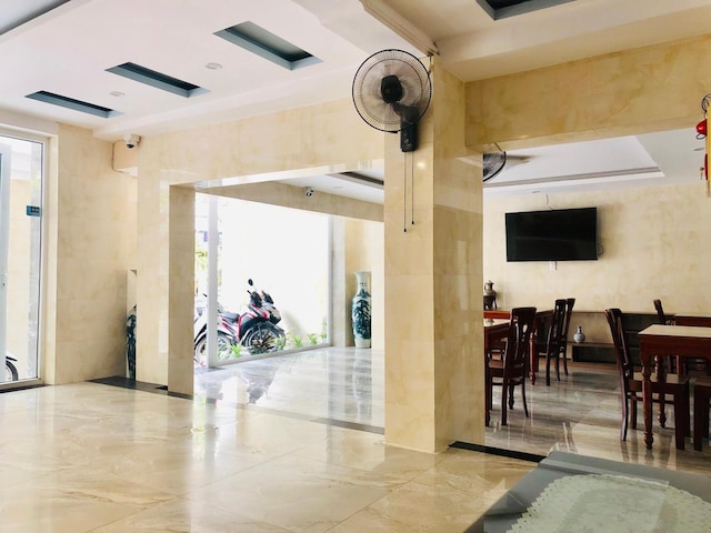 ビン ドゥオン 2 ホテル