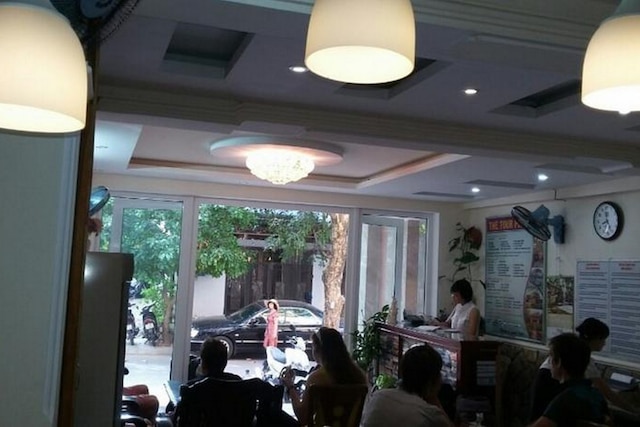 ビン ドゥオン 2 ホテル