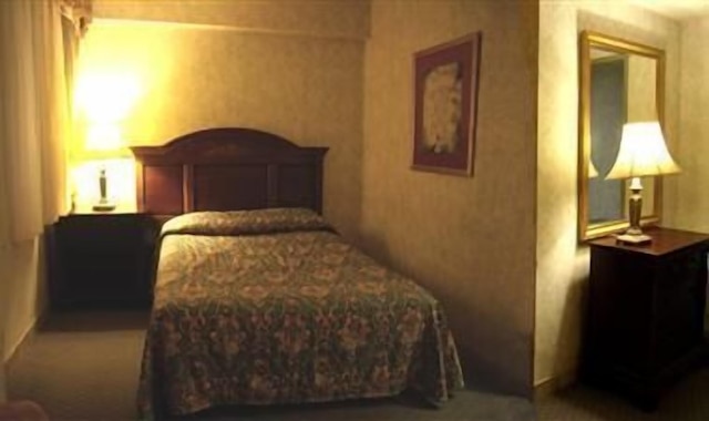 グアム エアポート ホテル