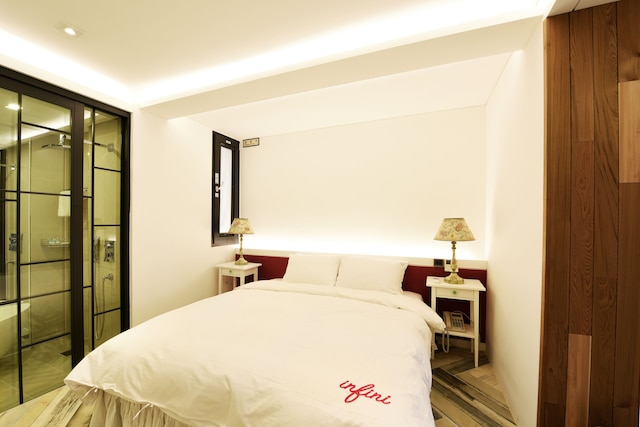 ホテル インフィニ