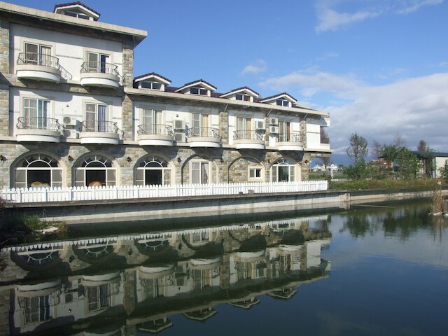 オーロラ B&B (奧羅拉住民宿)