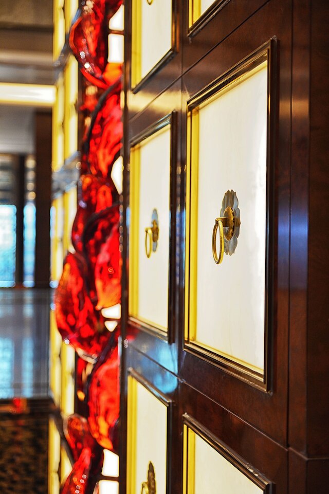 ウィンダム グランド プラザ ロイヤル ホアユィ重慶 (重慶華宇温徳姆至尊豪廷大酒店)